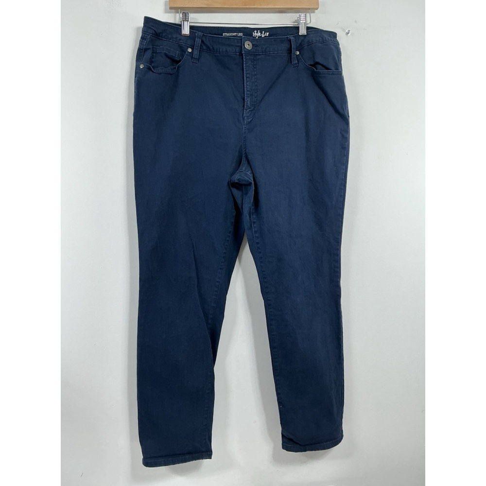 Womans Excellent Condition Style & Co Navy Blue Jeans 18 straight Leg 0088/W-2